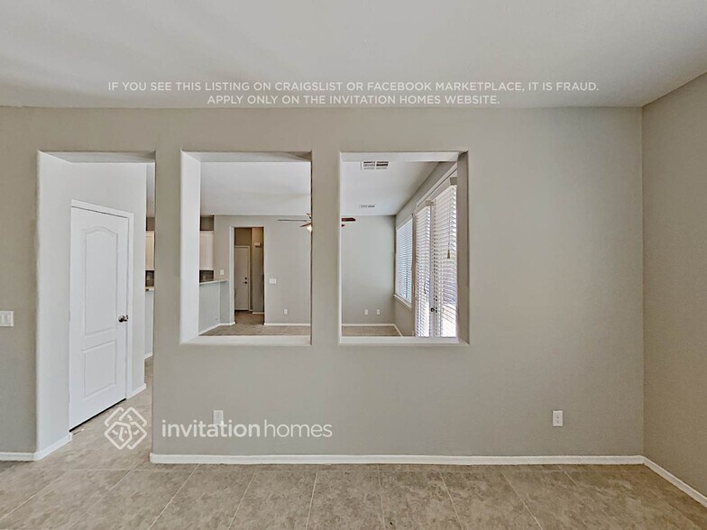 Building Photo - 3942 E Yeager Dr