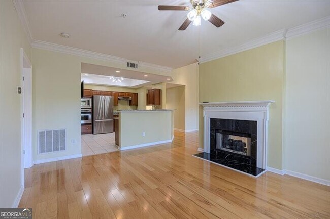 Building Photo - 3275 Lenox Rd NE