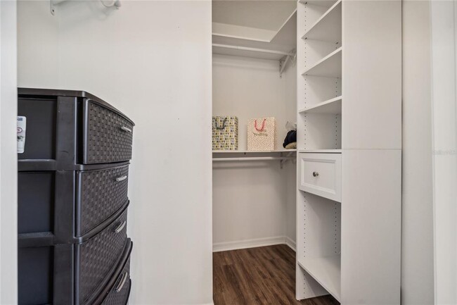 Building Photo - 5534 Kinglethill Dr