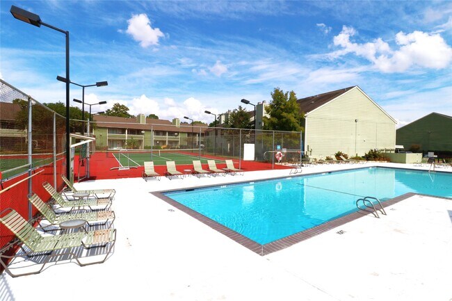 Building Photo - 14777 Wunderlich Dr