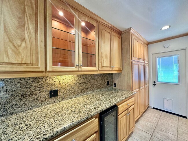 Building Photo - Meticulously Upgraded Point Loma Home Near...