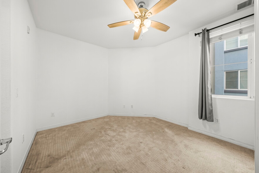 Building Photo - 3957 30th St