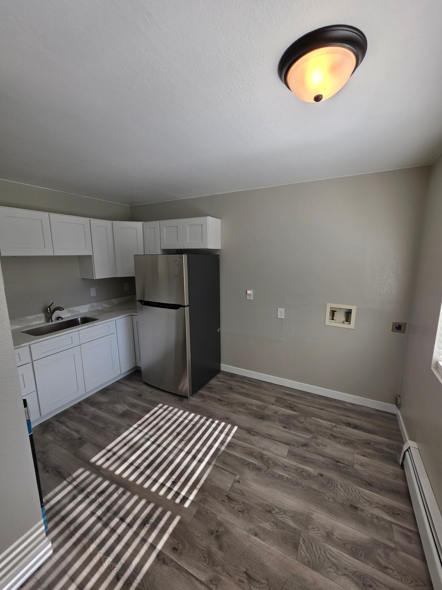 Building Photo - 1148 Santa Clara Ave