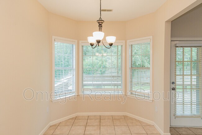 Building Photo - 686 Old Cahaba Dr
