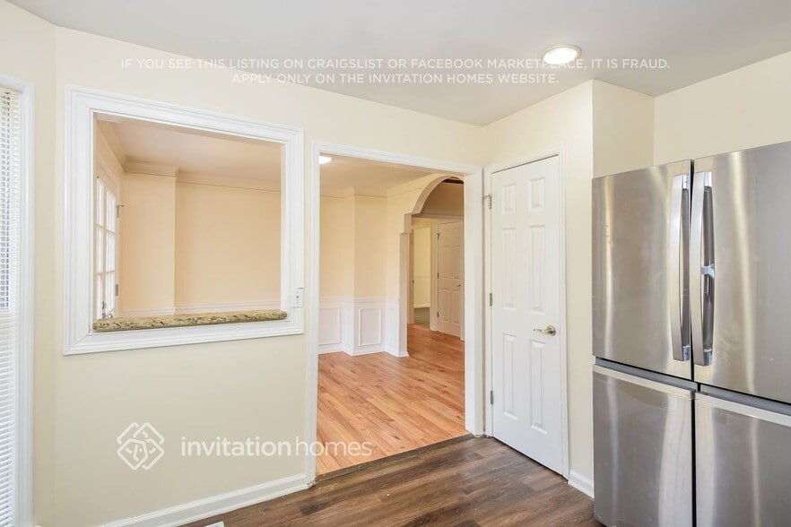 Building Photo - 5446 Pinedale Cir