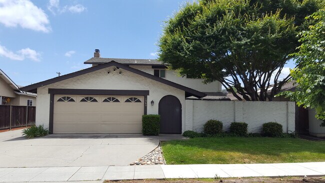 Primary Photo - 1960 Harris Ave