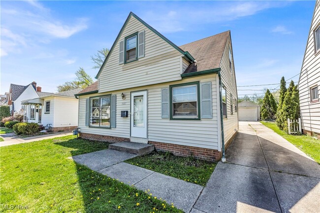 Building Photo - 5607 Allanwood Dr