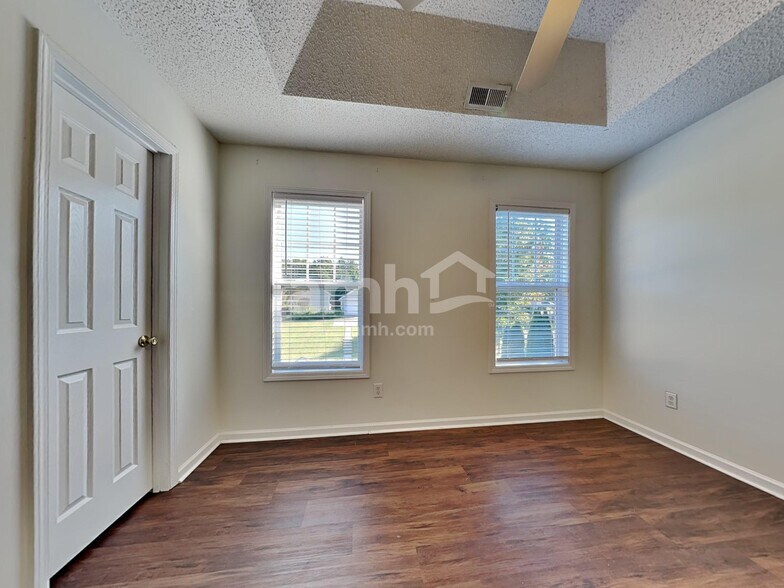 Building Photo - 7619 Prairie Rose Ln