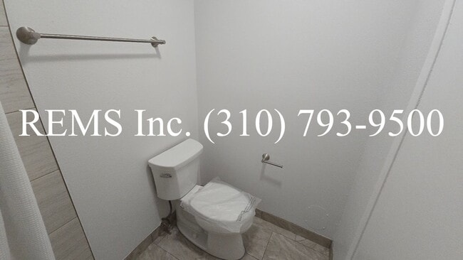 Building Photo - Fully Remodeled Single Family Home with Garage and Private Yard