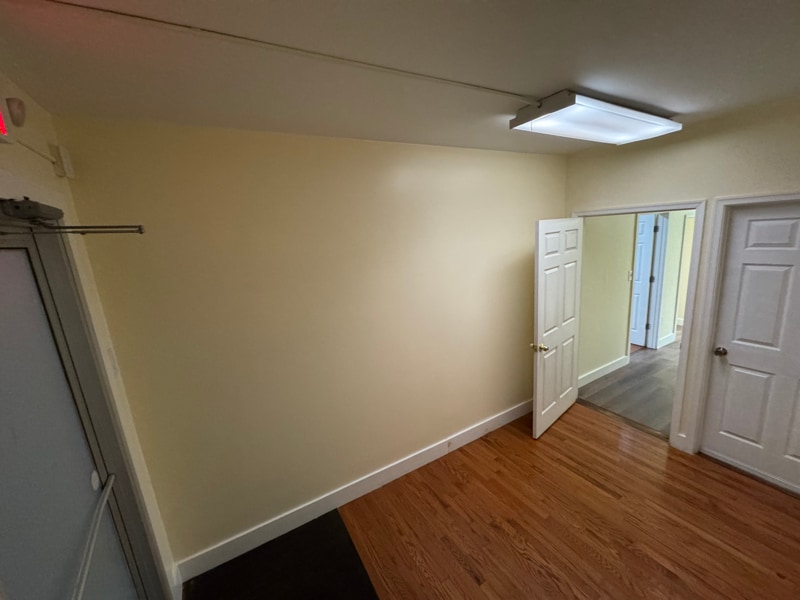 Building Photo - 135 W Market St