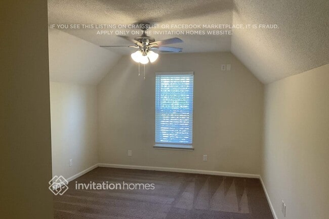 Building Photo - 15832 Hollingbourne Rd