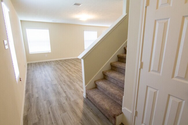 Building Photo - 15315 Lucky Star Dr