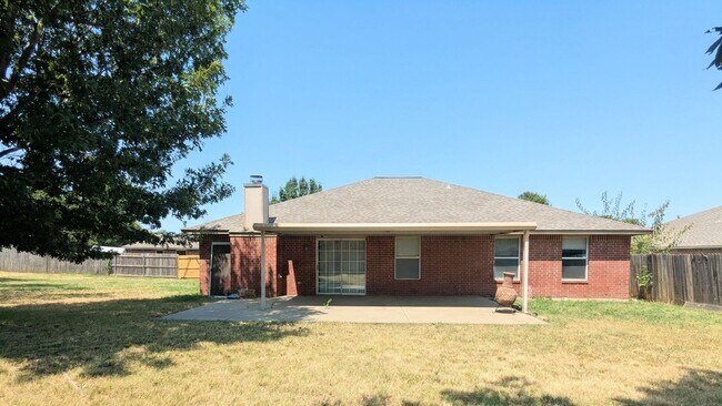Building Photo - 5516 SE 81st St