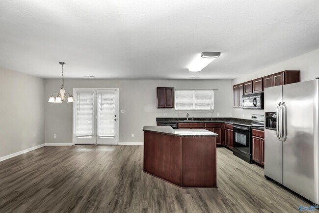 Building Photo - 325 Kenneth Blvd NW