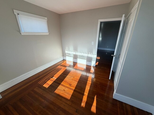 Building Photo - 242-244 Orange Street