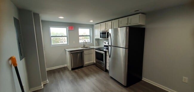 Primary Photo - 1107 N Fulton Ave