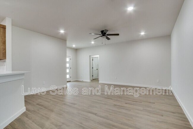 Building Photo - 8301 NW 163rd Ter