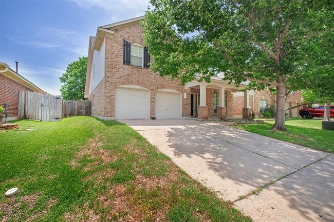 Building Photo - 2205 Romeo Dr