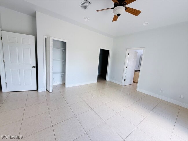 Building Photo - 3465 Everglades Blvd N