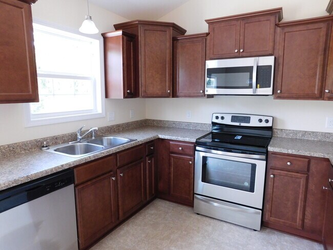 Building Photo - 300 Churchill Court  - Derby Park Subdivision