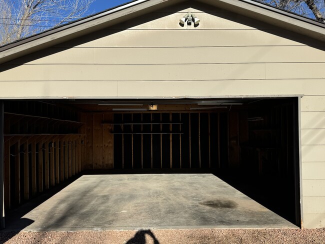 2 oversized detached garage - 4015 Tappan Dr