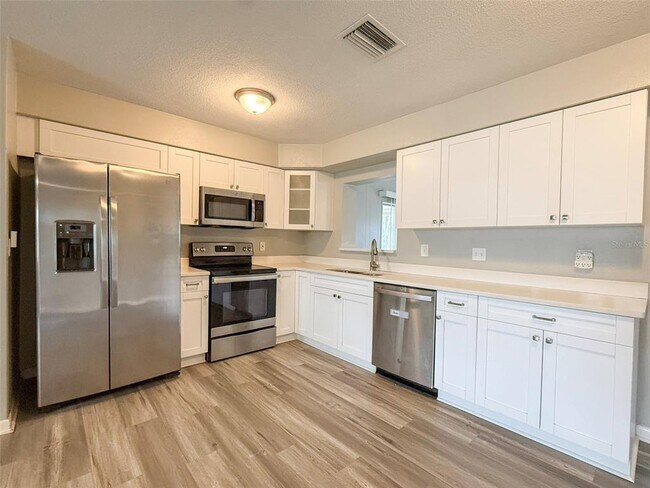 Building Photo - 13788 84th Terrace N