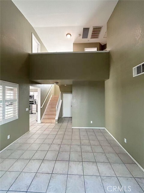 Building Photo - 15865 Flamingo Dr