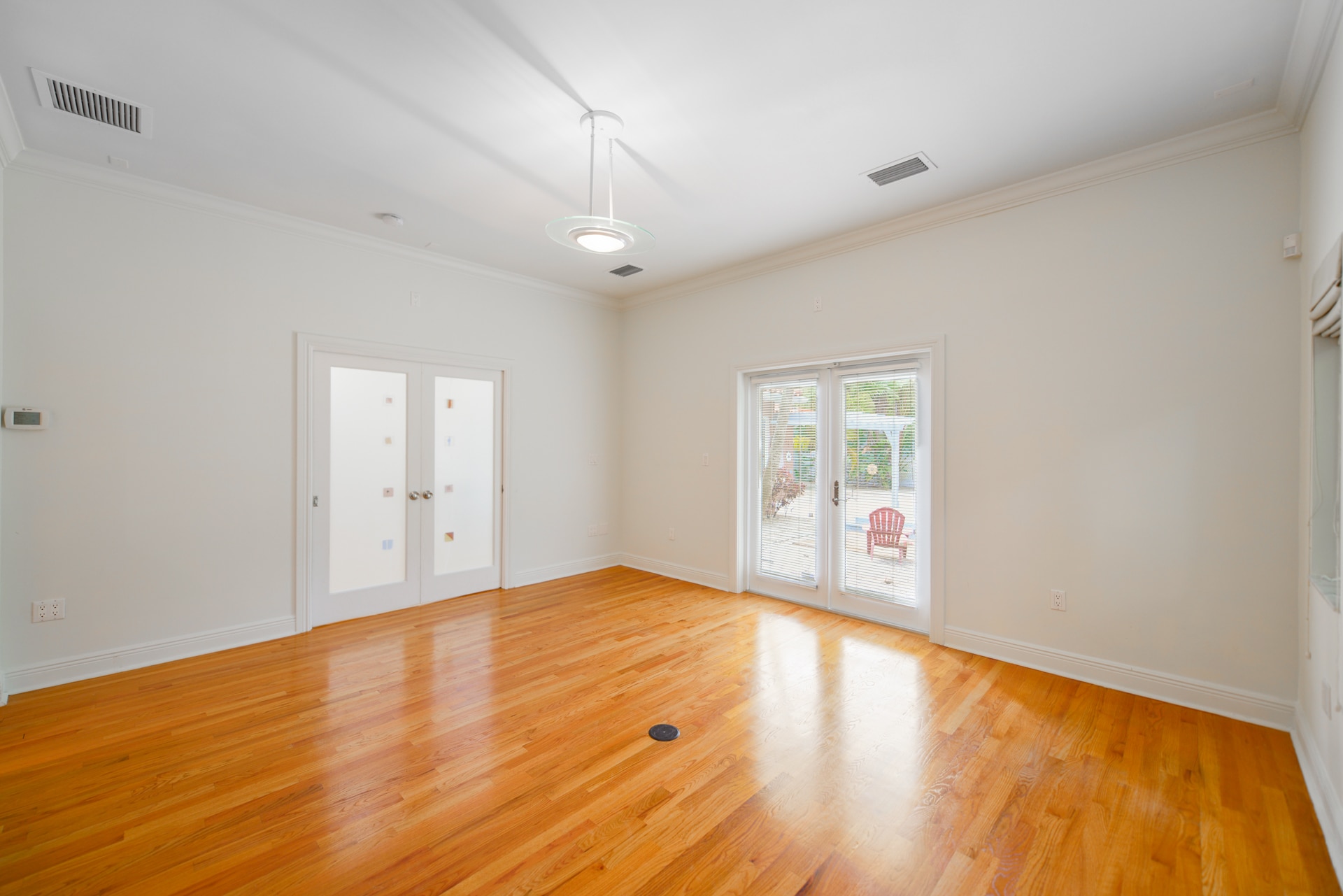 Building Photo - 911 Mariana Ave