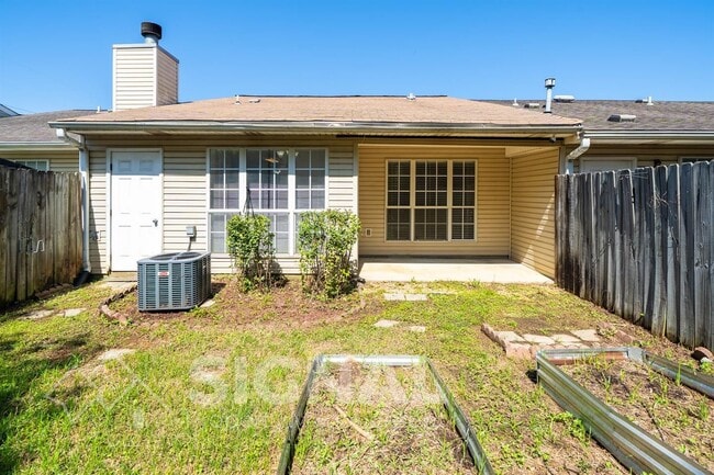 Building Photo - 2036 Chandalar Ct