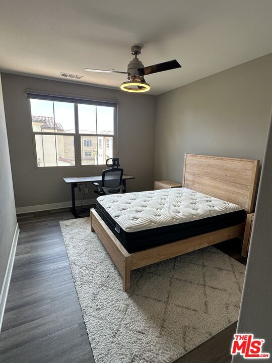 Building Photo - 72 Capricorn