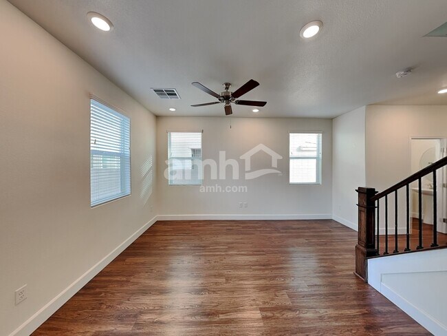 Building Photo - 4713 Tire Swing St