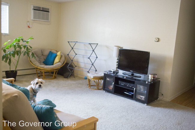 Building Photo - 2046 9th St