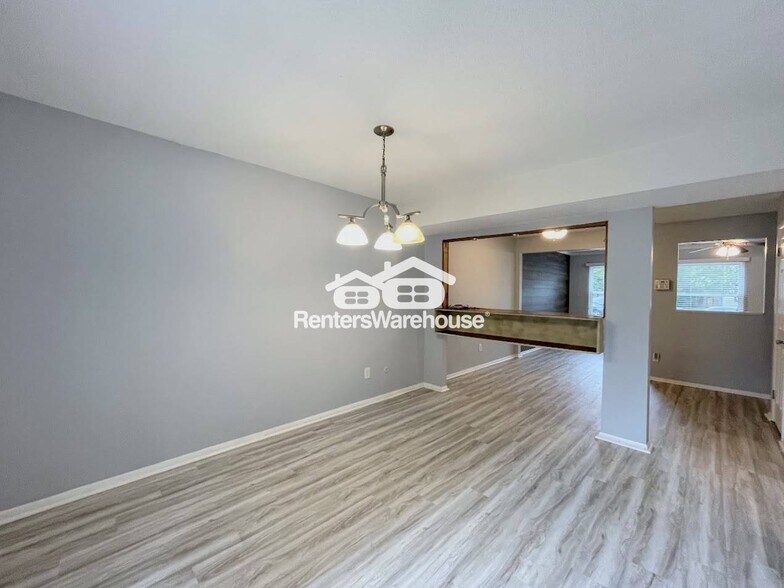 Building Photo - 5344 Palmyra Ct