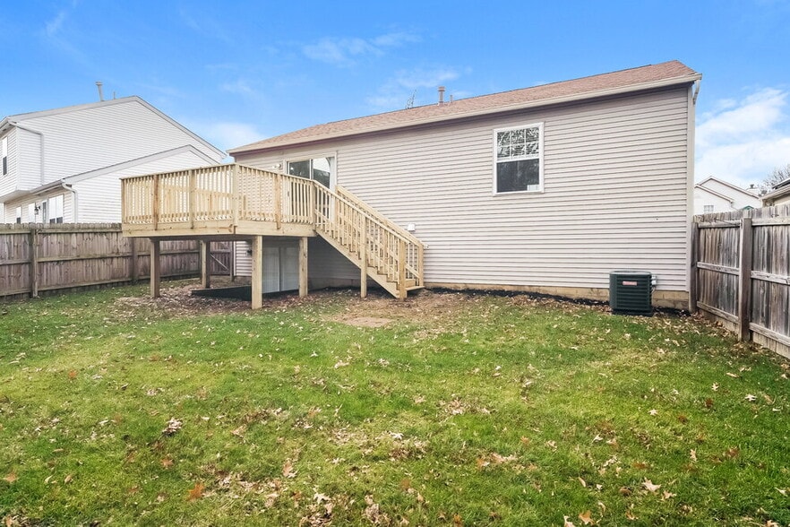 Building Photo - 2219 Lockamy Ct