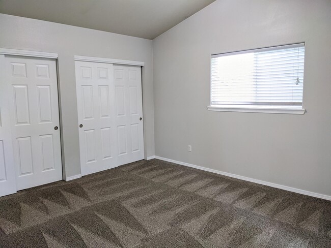 Building Photo - 1073 Havenwood Dr