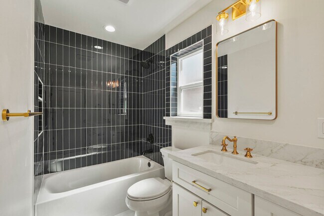 Building Photo - Beautiful 2 bedroom 1 bathroom New Build Close to UC Davis and McGeorge Law School