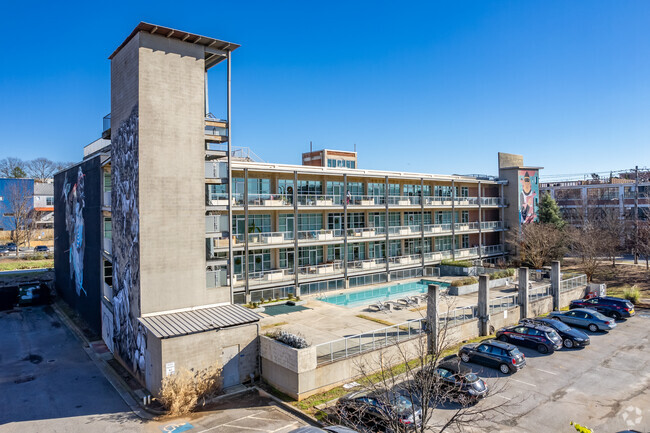 Primary Photo - Triumph Lofts