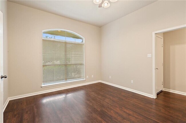 Building Photo - 2605 Butler Way