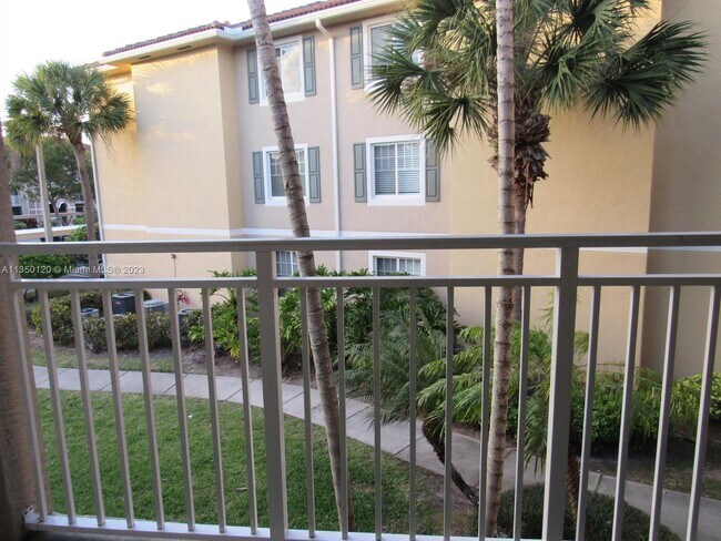 Building Photo - 6505 Emerald Dunes Dr