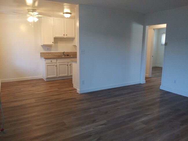 Primary Photo - 14753 Blythe St