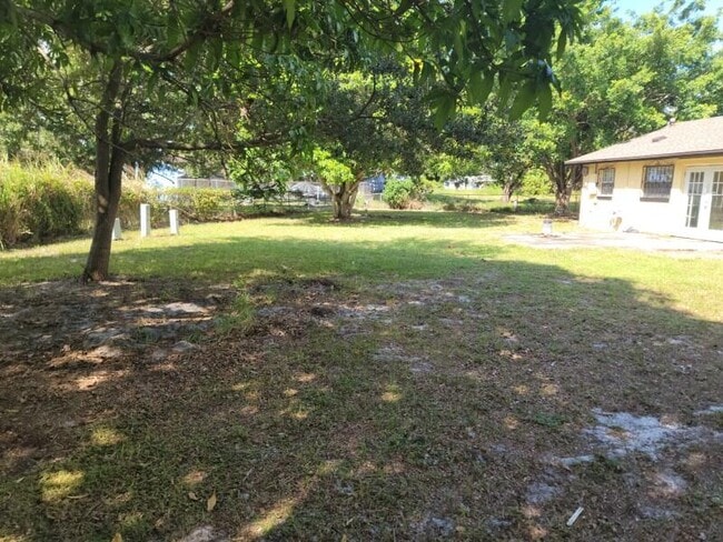 Building Photo - 3105 Langston Dr