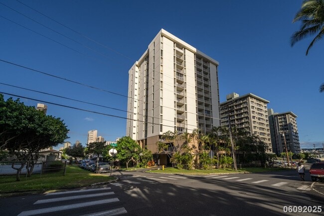 Primary Photo - $2600.00 | 2BD/1BA Condo ALL UTILITIES INC...