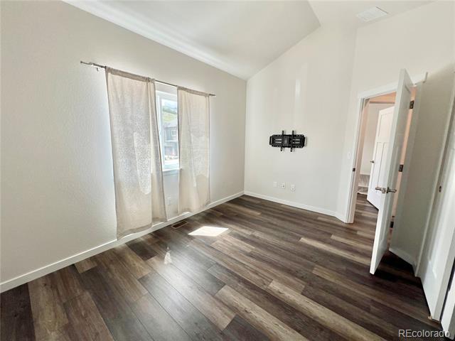 Building Photo - 5755 Villa Lorenzo Dr