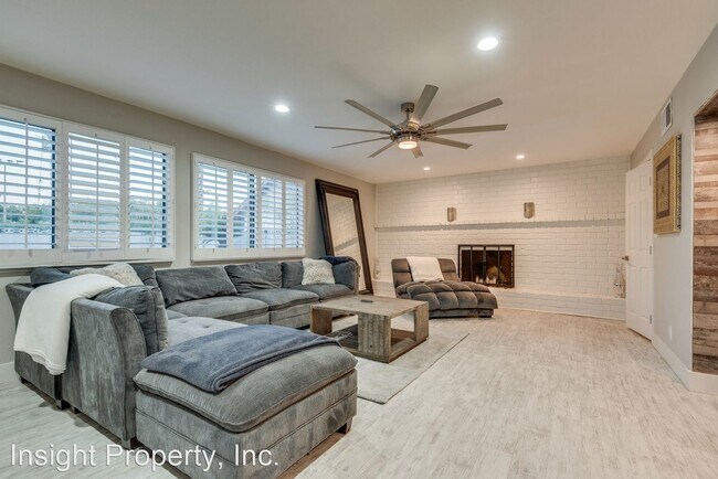Building Photo - 4 br, 2 bath House - 1709 Valmora St.
