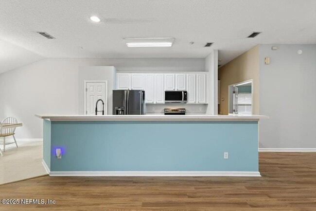 Building Photo - 1675 Rustling Dr