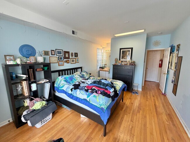 Building Photo - 0394 - Souliotis