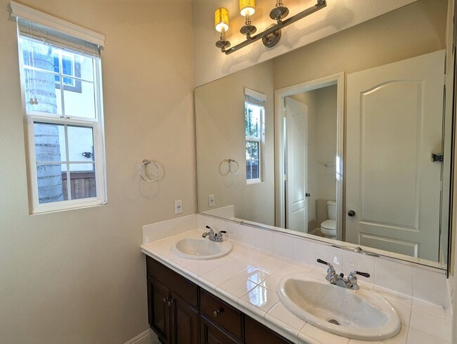 Building Photo - 6217 Alverton Dr