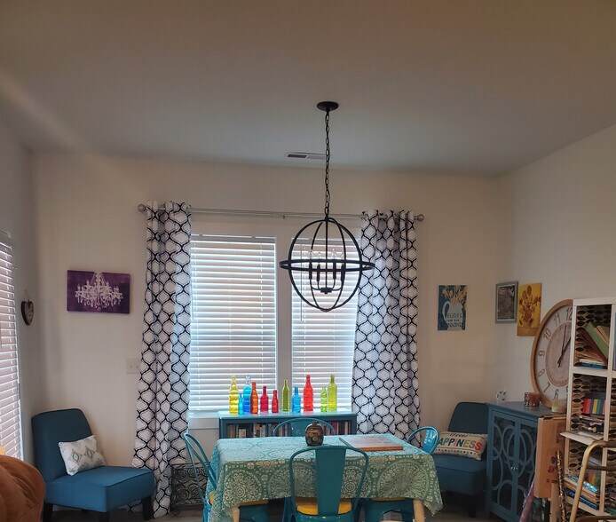 Building Photo - 1038 Grey Flint Pl