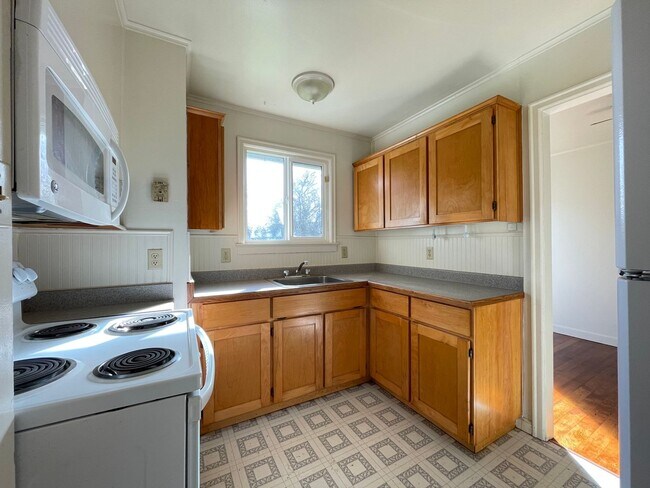 Building Photo - Arcata House