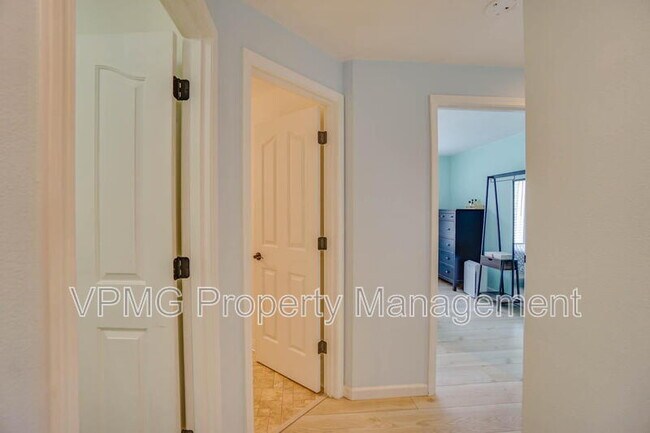 Building Photo - 2607 SE 175th Ave